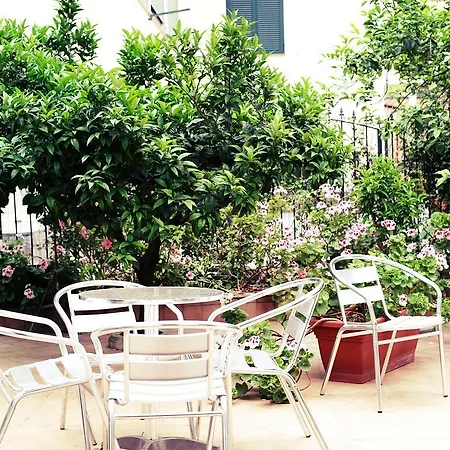 Bed & Breakfast Bassotto 4*